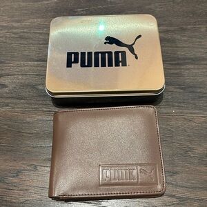 PUMA Tri-fold vegan leather wallet,6 card, ID slot,bill holder,slim fit,logo